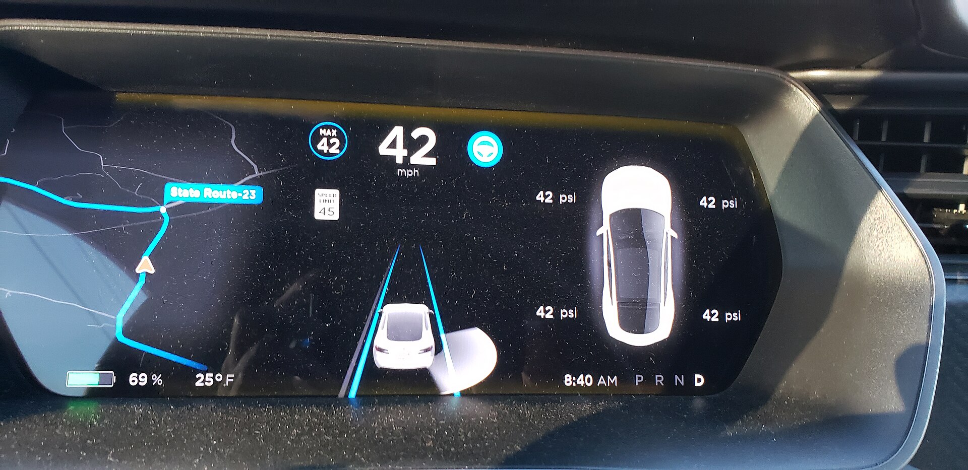 Tesla FSD en Europe : le vote européen repoussé, une enquête révèle les pressions de Tesla