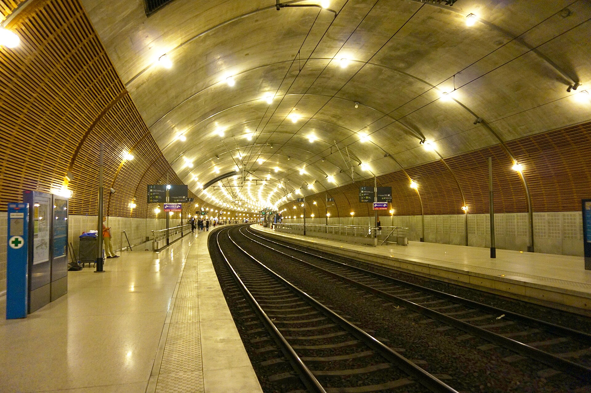 Venir et se déplacer à Monaco : train, bus, hélicoptère et parkings