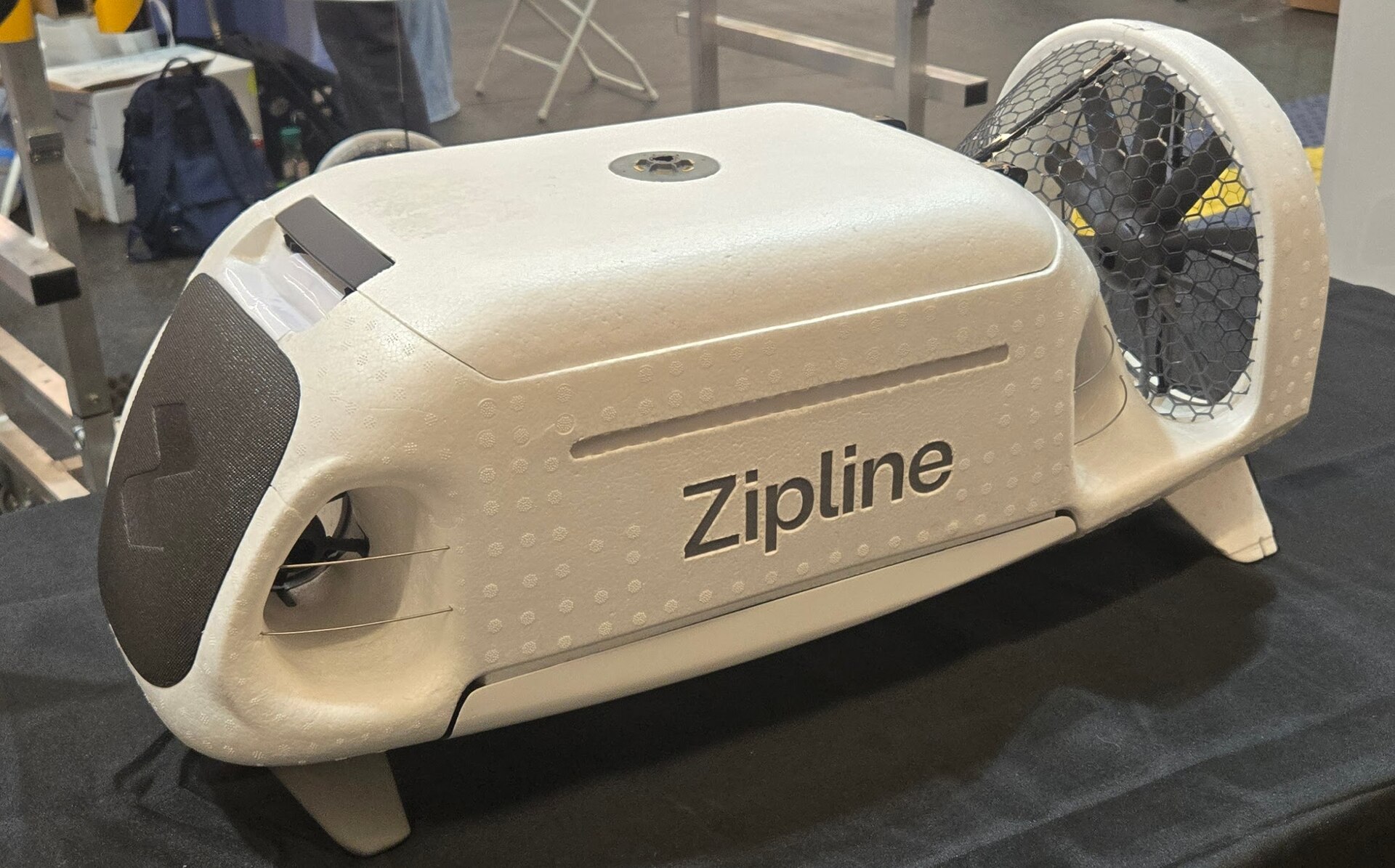 Zipline ouvre la livraison par drone à Austin, malgré un recours de 15 États contre la FAA